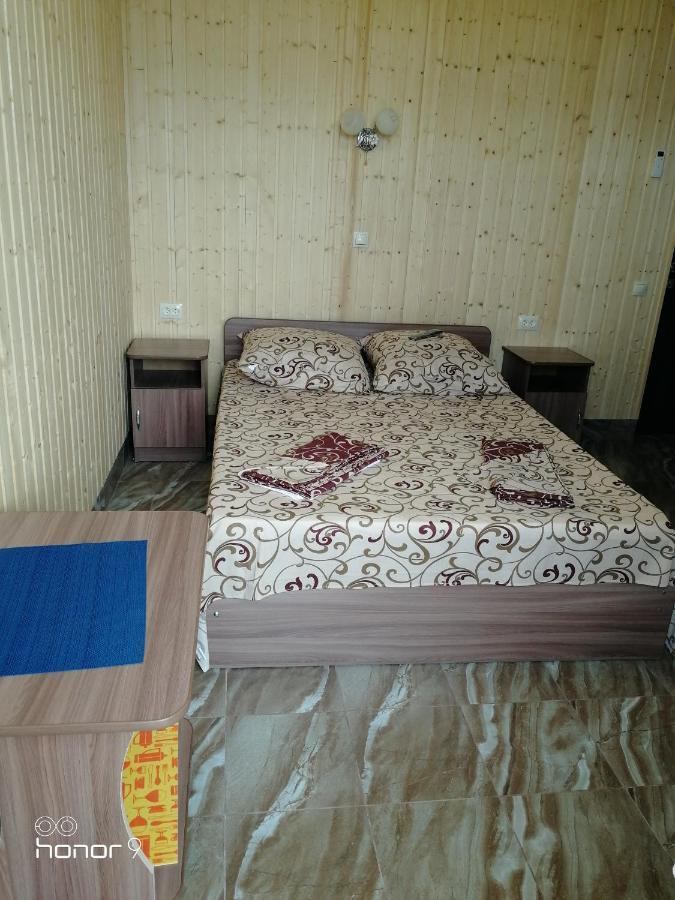 Orhidea Guest House Gagra Dış mekan fotoğraf